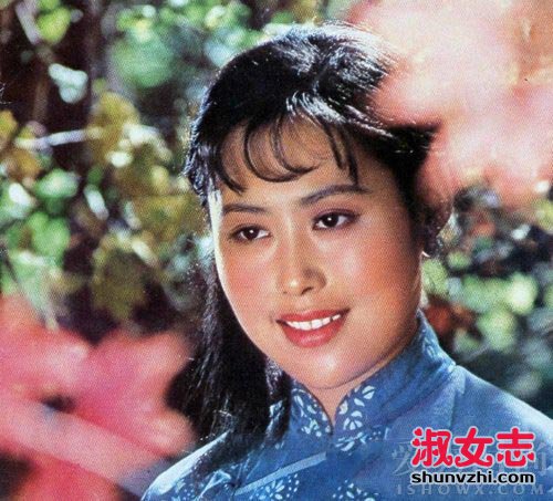 年轻的斯琴高娃