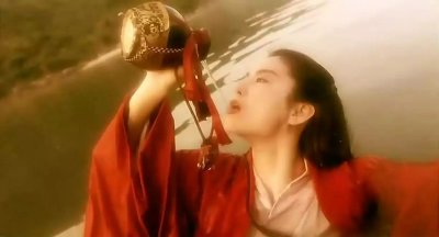 ​林青霞真是优雅到骨子里（林青霞近照依旧优雅高贵）