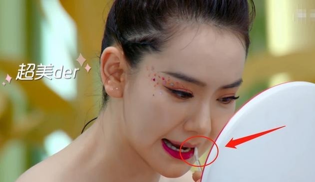 明星的口红为什么不掉色(为什么有的人涂口红不掉色)  第6张