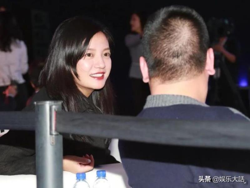 赵薇黄有龙结婚照（为何转身嫁给其貌不扬的黄有龙）(15)