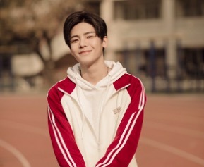 内娱又有新孩子了！曝大热青春剧男主隐婚生子 