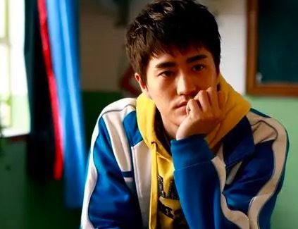 内娱又有新孩子了！曝大热青春剧男主隐婚生子 