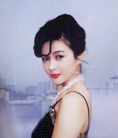 关之琳有几个孩子（关之琳两婚两离无儿无女）