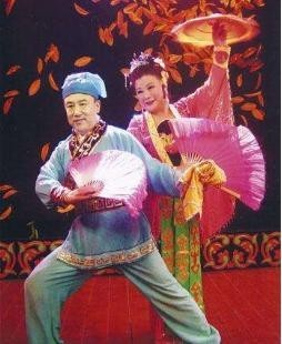 李静的老公是谁（演员李静丈夫患病后不离不弃）