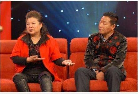 李静的老公是谁（演员李静丈夫患病后不离不弃）