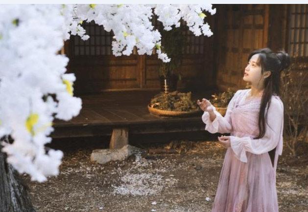 网剧《绝世千金》掀起了追剧狂潮,男女主角颜值太高了吧