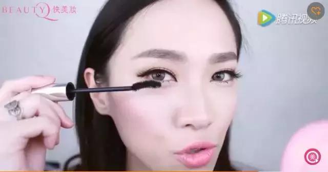 新手怎么贴假睫毛啊(最全的贴假睫毛的图文篇)(12)