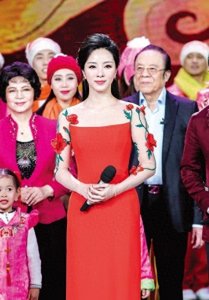 ​37岁李思思为何错失“央视一姐”？只因嫁给80后初恋连生两个儿子