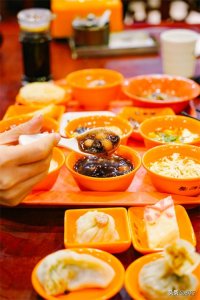 ​南京南京，吃货的五天不重样，每天一家老馆子，24道经典吃得尽兴