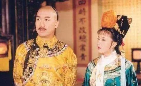 而与洪七公同样名号的