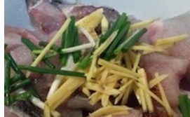 做鱼前腌鱼放什么调料,做鱼前怎么腌鱼入味要多久图1