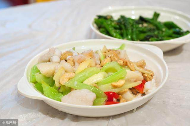 为什么我们买到的腰果都不带壳（终于知道买到的）(1)