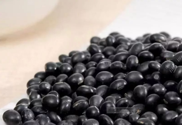 醋泡黑豆会不会过期,我泡了三年的陈醋泡黑豆还能吃吗图7