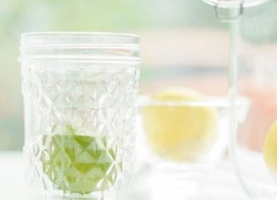 ​厨房人造石台面厚度厨房台面用多厚的石英石最好15还是20的