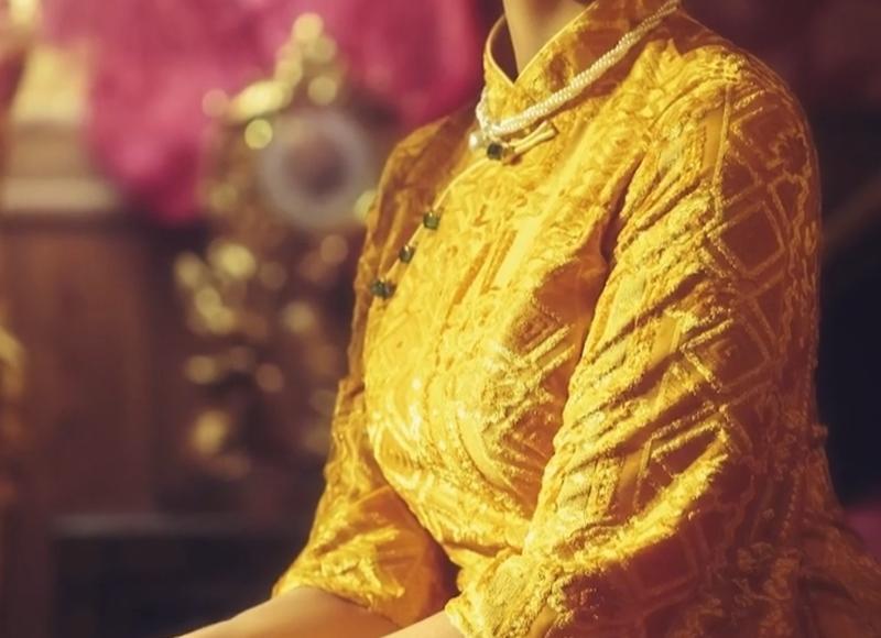 坚强的我不需要抱抱表情包