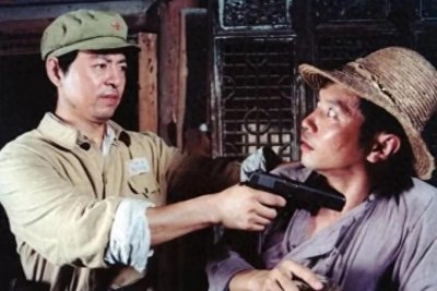 ​《血战落魂桥》：经典剿匪片中的智慧与勇气