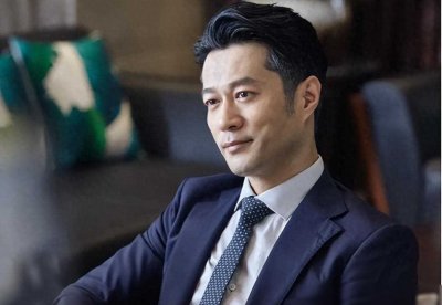 ​谭凯：51岁仍未婚，有北京户口为母亲定居青岛，他没后悔过