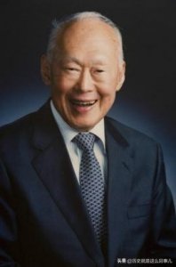 ​新加坡共和国的首任总理李光耀的传奇一生