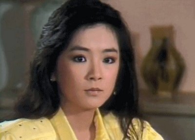 她是琼瑶干女儿,曾被初恋威胁、当街暴打致脑震荡,如今怎样了?