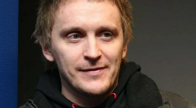 ​粗口和血浆齐飞的CULT片，除了重口，导演还夹带私货