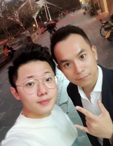 《相声有新人》选手陈印泉窦晨光等齐聚相声新势力,深圳演出成功