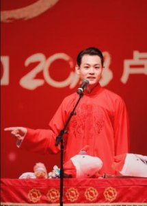 《相声有新人》选手陈印泉窦晨光等齐聚相声新势力,深圳演出成功