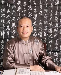 他和他师傅的画都出奇的贵,您看值吗?范曾弟子崔自默