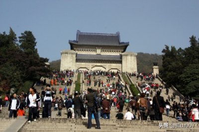 ​每年坐收两亿门票的中山陵，为何会免费开放？