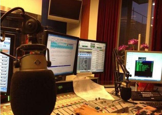 华少秦利鸽爱巢：家格高调，有专属衣橱，是地地道道