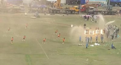 ​周星驰筹2年新片突曝意外！威亚断裂险毁容，网友：真功夫