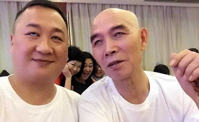 ​成都男神李伯清爱徒，开宾利的“火锅王子”，巴蜀笑星—廖健