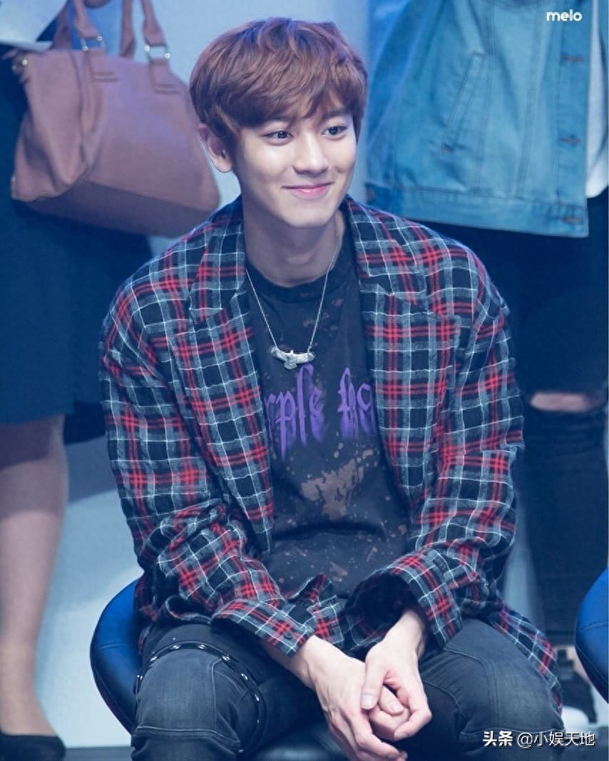 EXO成员灿烈图集，一大波壁纸来袭，真的很吃灿烈的颜