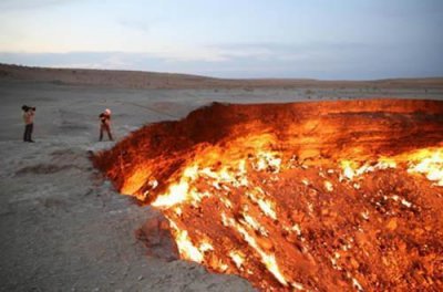 人们发现地狱之门,里面熊熊烈火已经烧了48年,曾有人深入其中