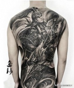 ​霸气无比的赵子龙满背纹身，帅气威武