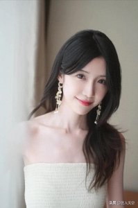 ​米咪——身材火辣容颜甜美,性感迷人美少女！