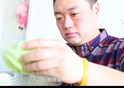 ​男子自制“水煮一切”的减肥方法后，在两个月内减掉50斤赘肉