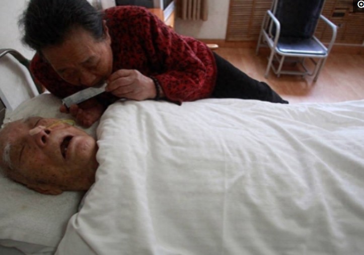 10张剐心催泪的照片，不是我想哭，只是眼泪止不住